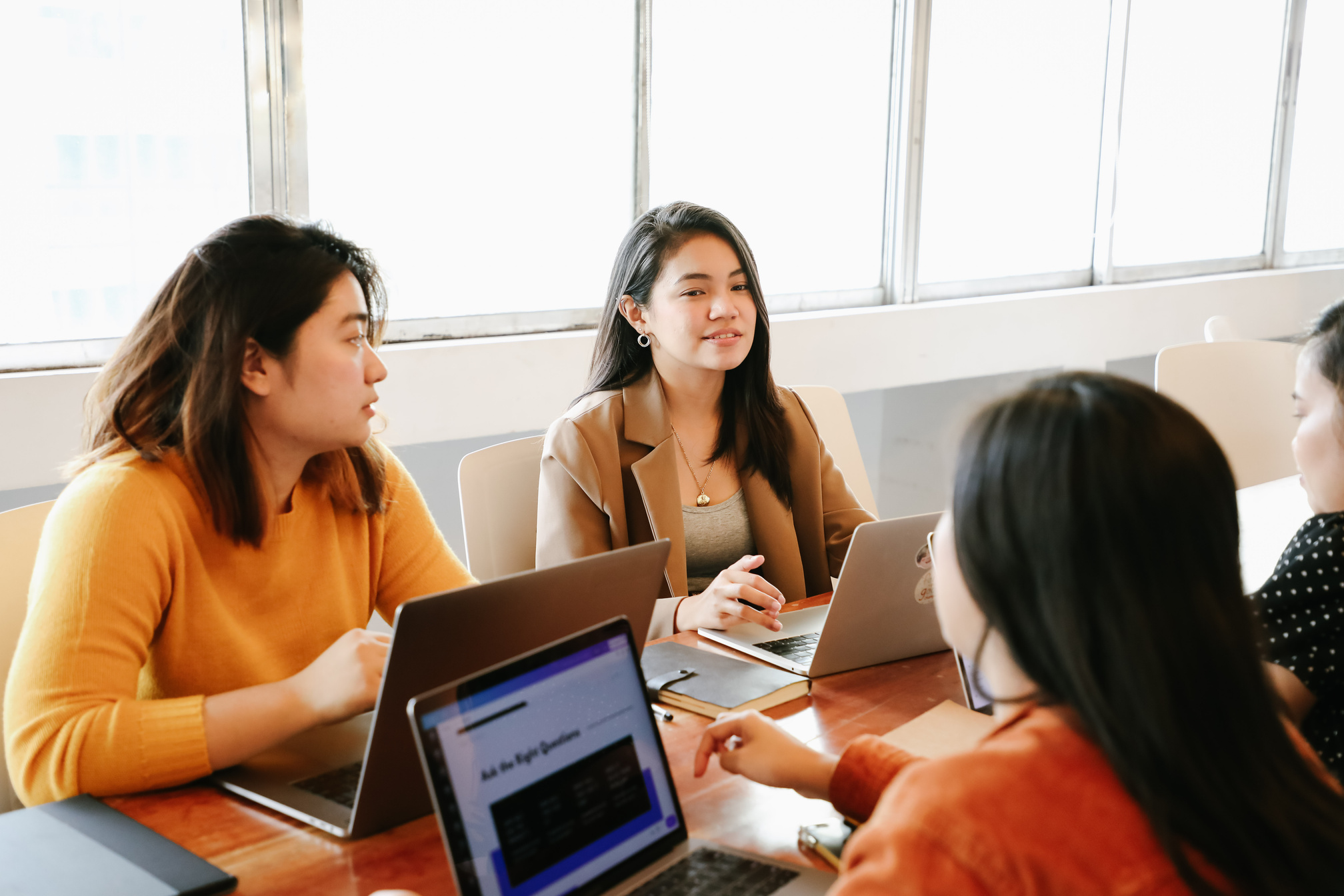 Women collaborating in the office